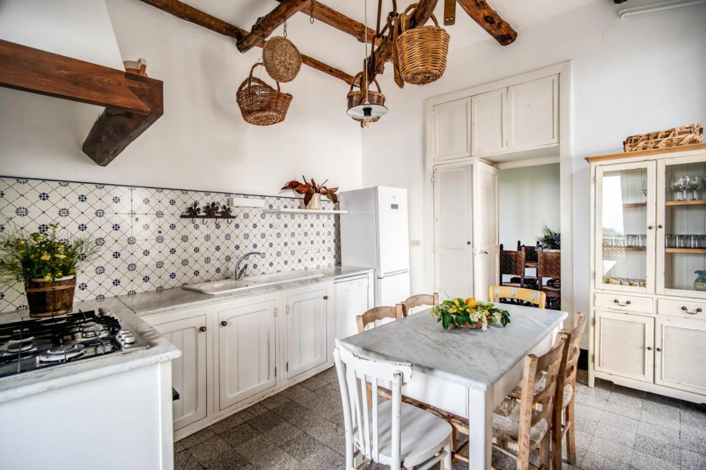 Villa Aragona Historic Villa with Views and Guest services by Feeling Italy