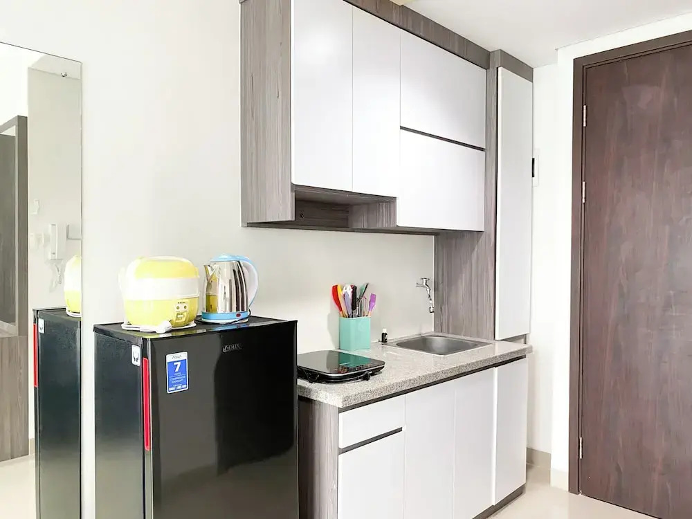 Modern Look Studio At Lrt City Bekasi Apartment