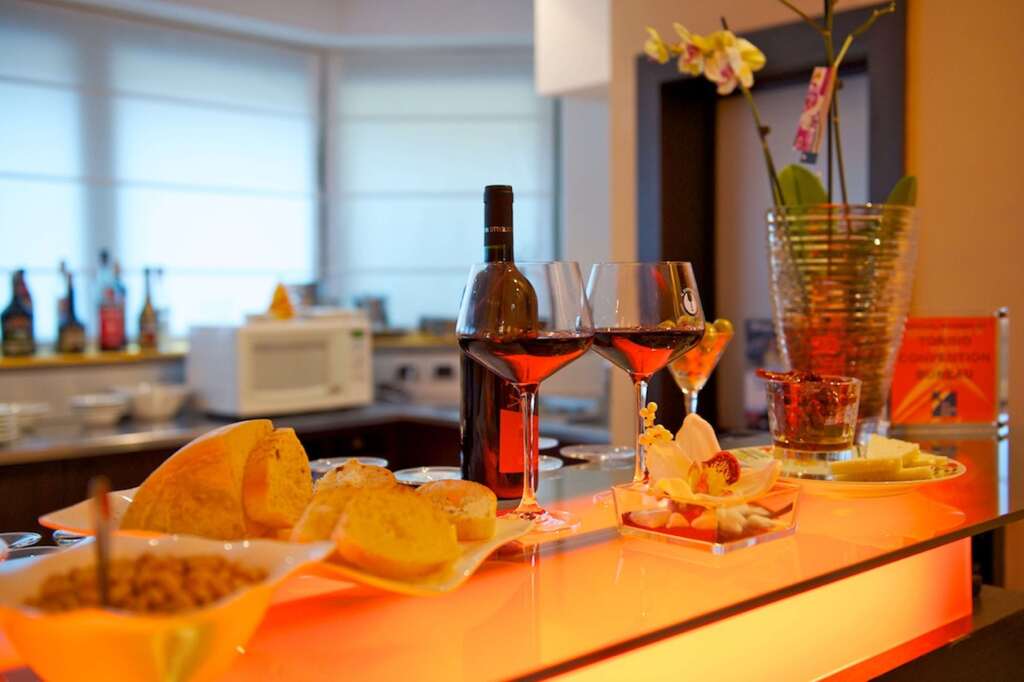 Best Western Crystal Palace Hotel