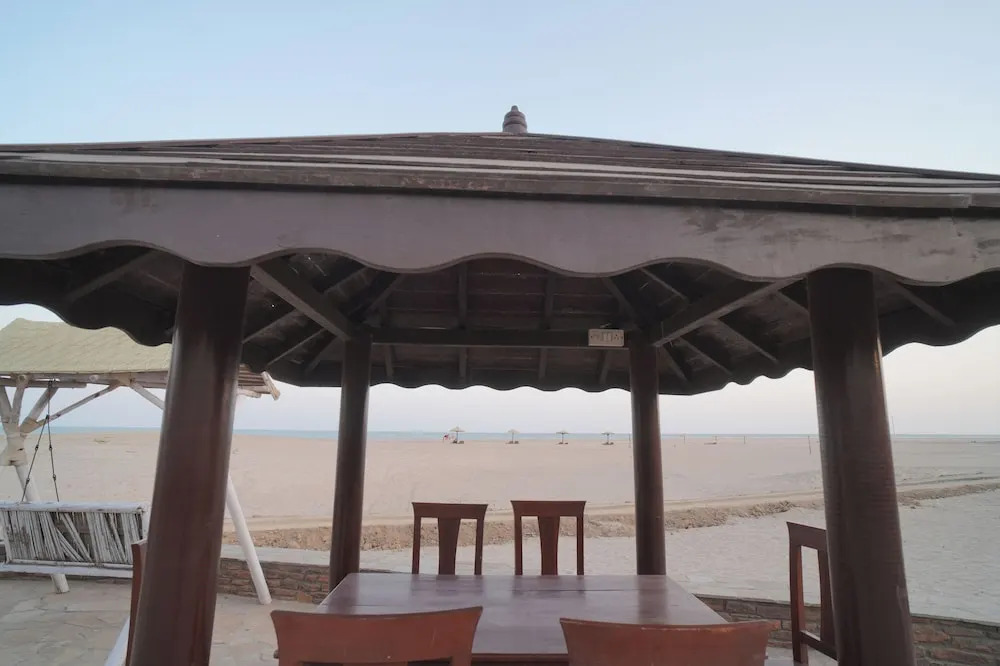 Palace Beach Camp