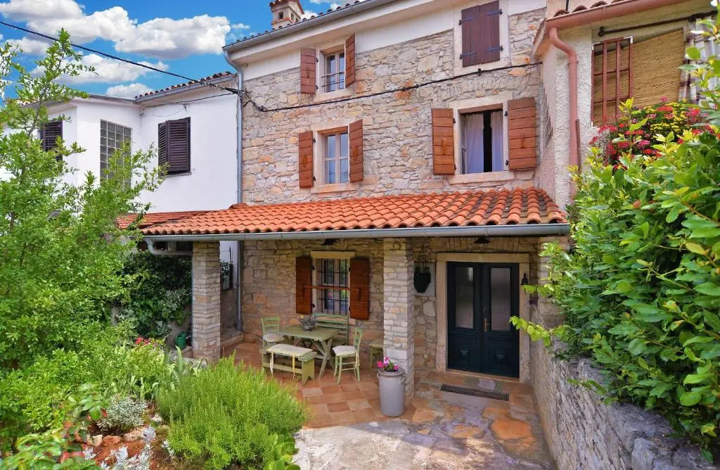 House Adriana 1715