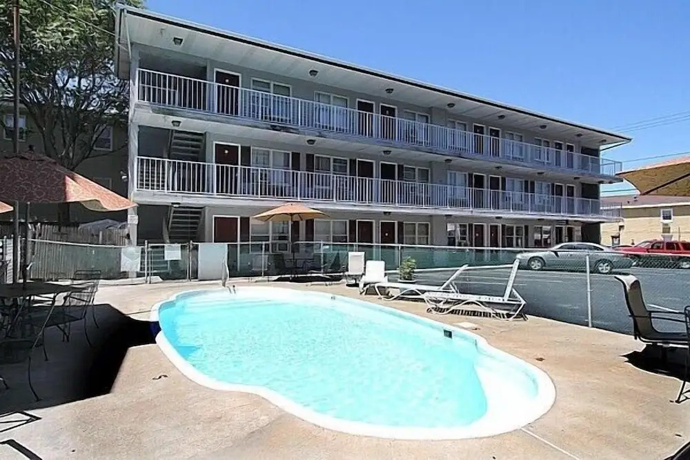 Seagem Motel and Apartments