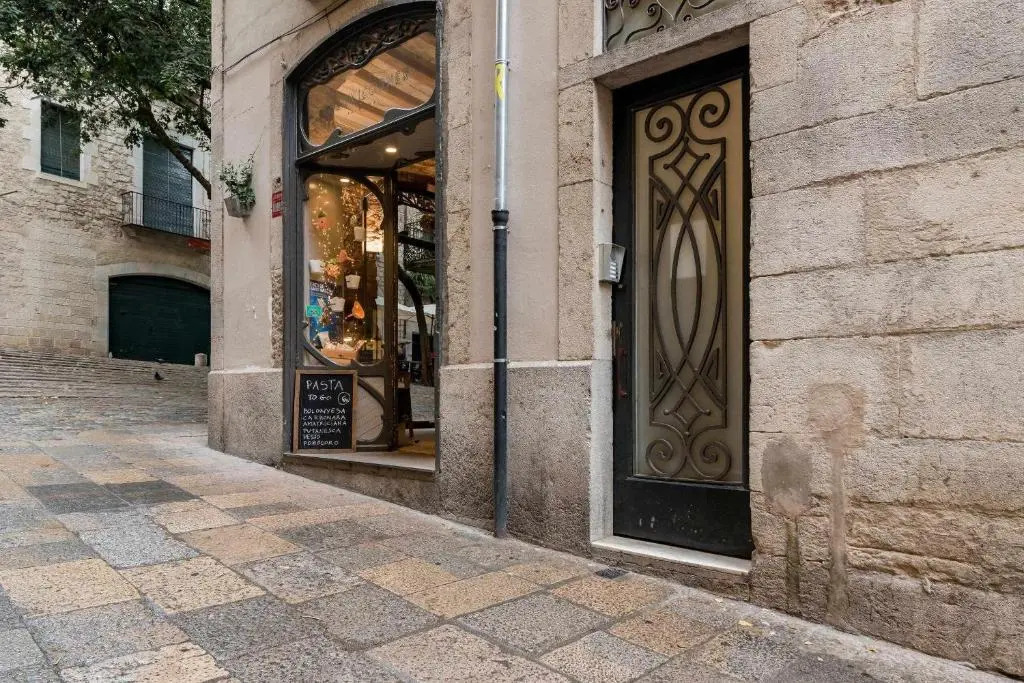 Bonaventura 4Restored Apartment in Heart of City