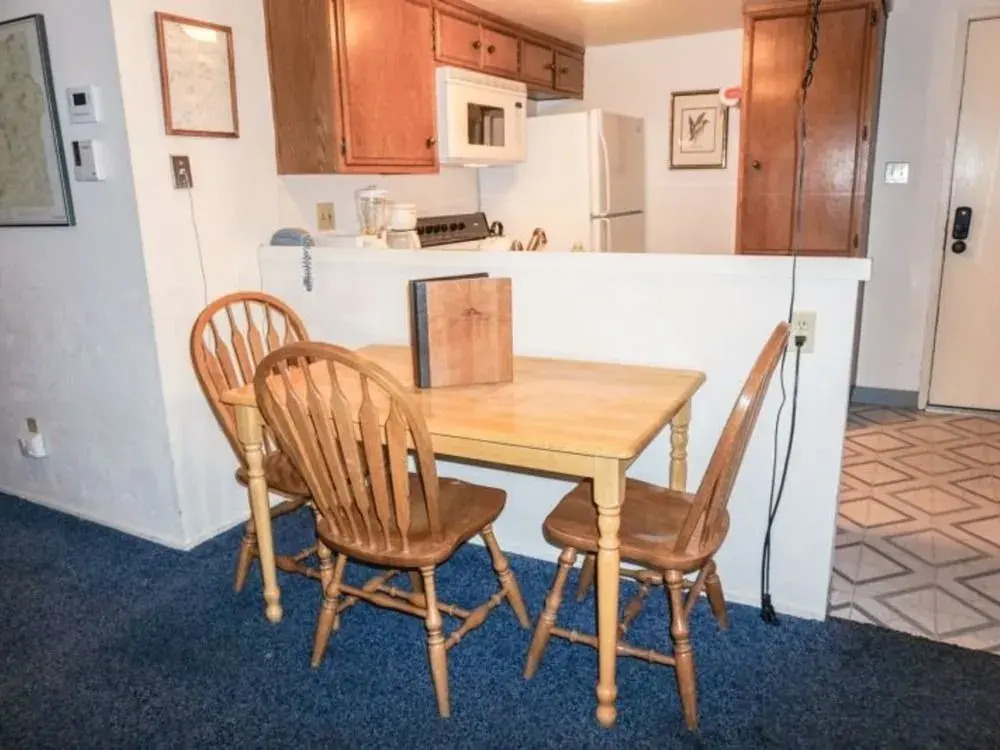 Luxurious 2 Bedroom Base Camp Condo - Steps from Kirkwood Village condo