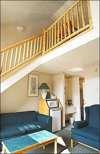 Waterton Glacier Suites