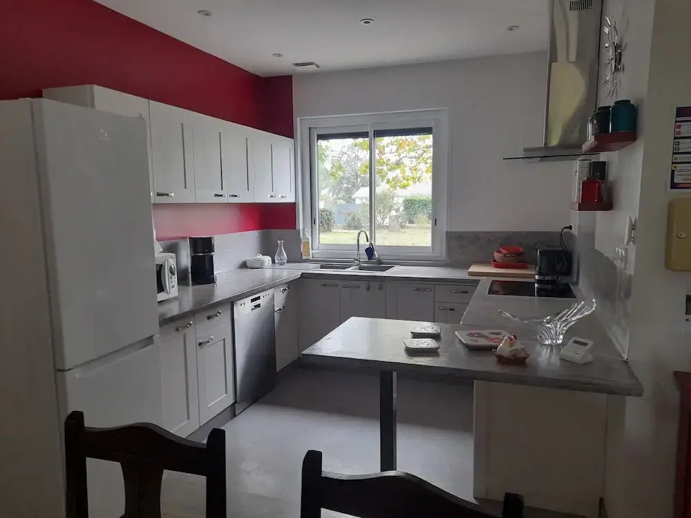 La maison du Bonheur, borne de recharge VE