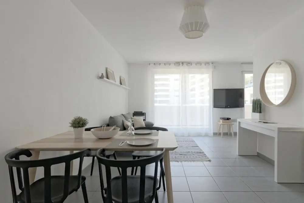 L'escale du Prado Private Apartment