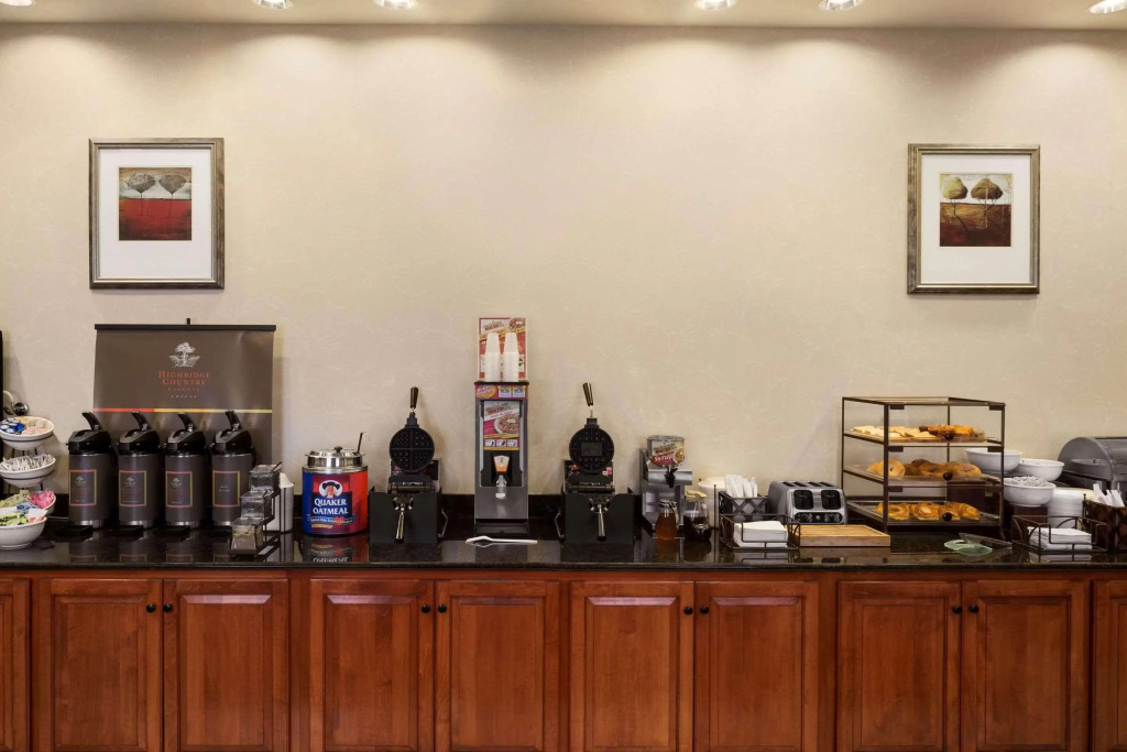 Country Inn & Suites by Radisson, Crestview, FL