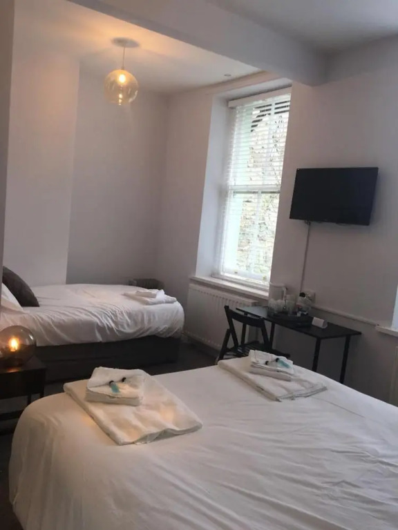 The Waverley Hotel