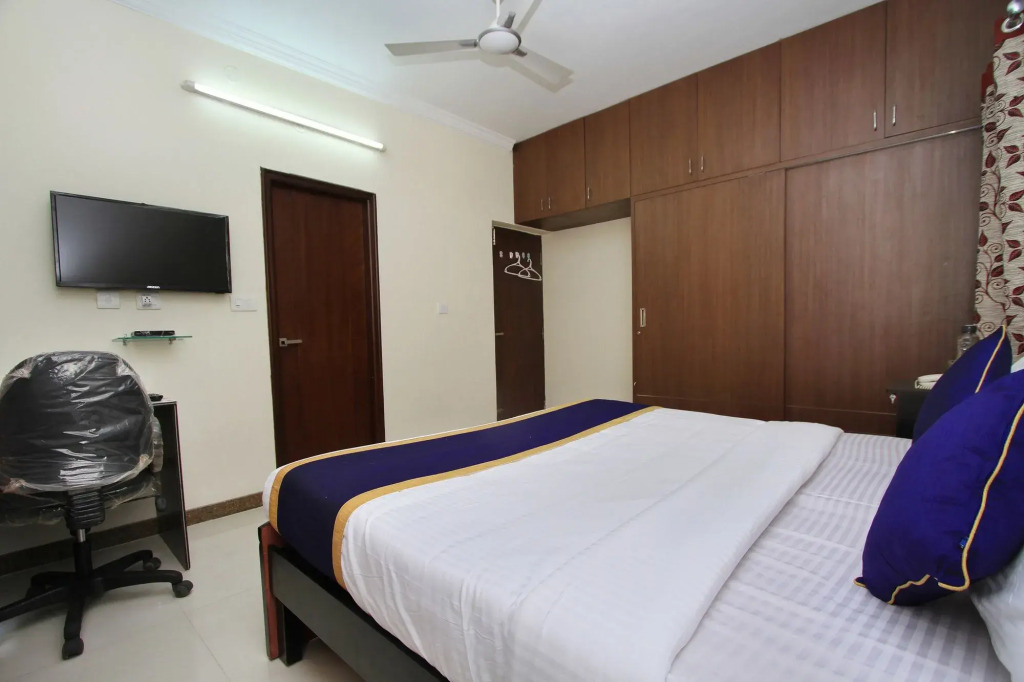 3 Square Inn by OYO Rooms
