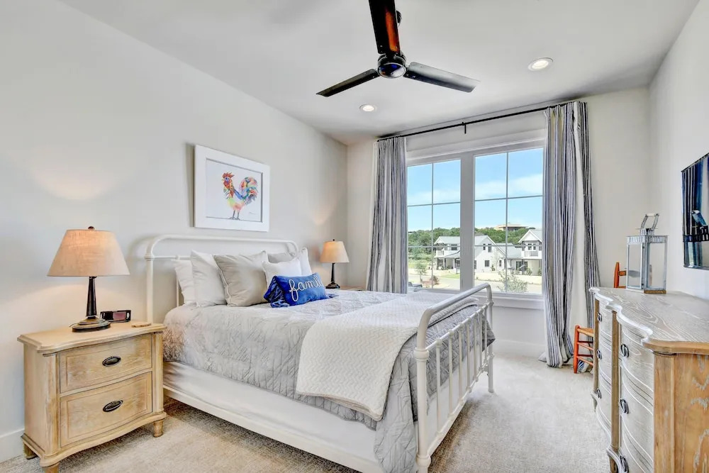 19601 Flying J House Unit 7 4 Bedrooms 3 Bathrooms Home