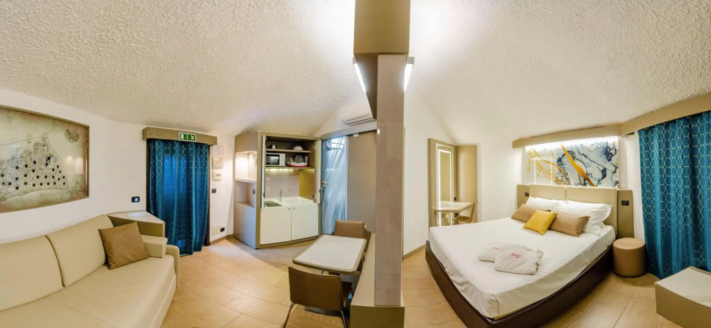 Calanica Residence Hotel