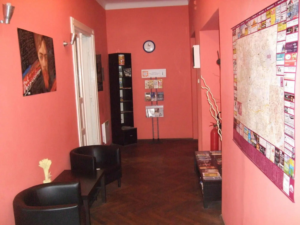 Old Walls Hostel