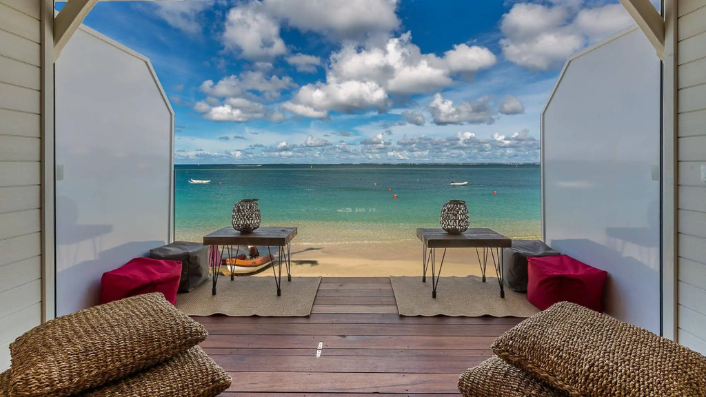 Le Temps des Cerises Hotel Beach