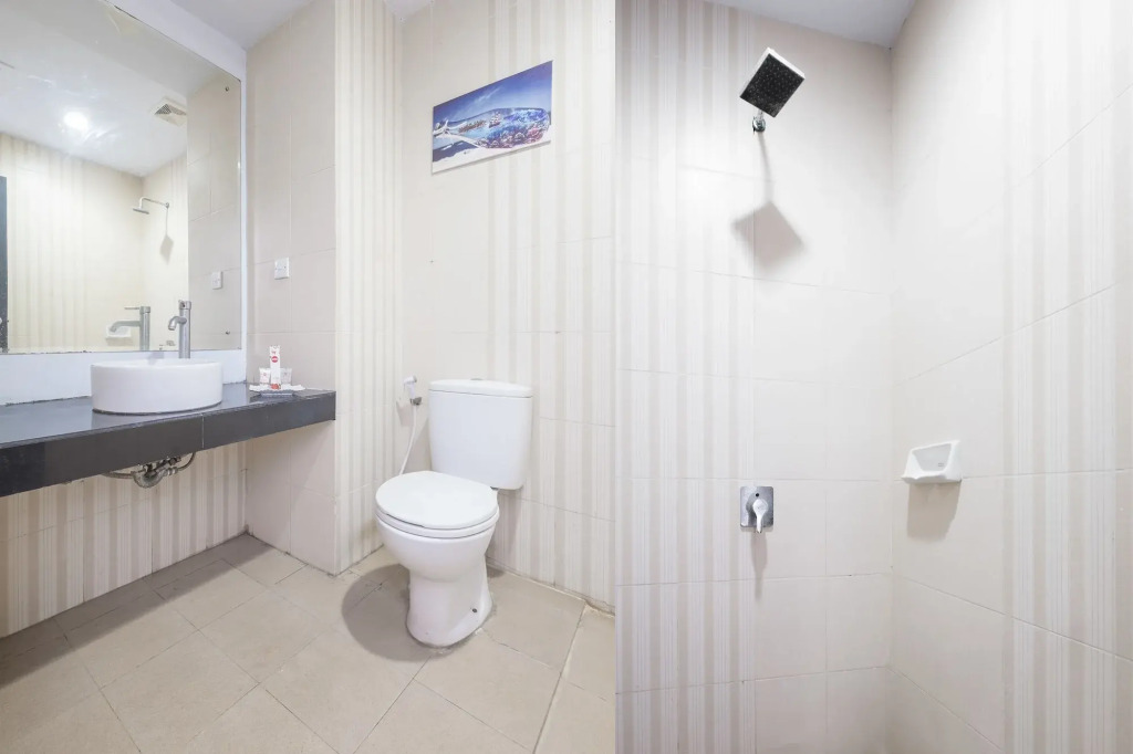 Urbanview Hotel Asyra Makassar