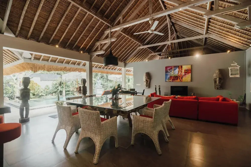Maylie Bali Villa & Bungalow