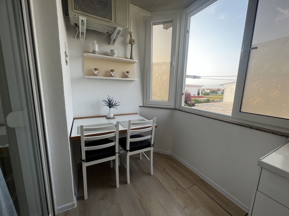 Apartments Lavaran Vir