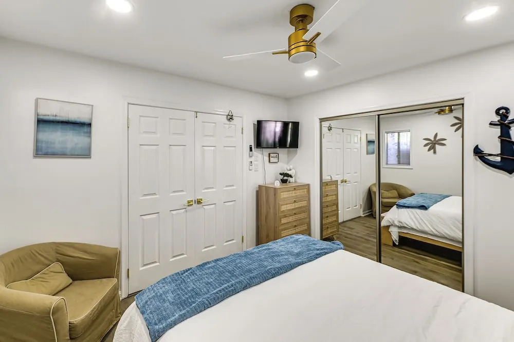 Walk to Beach: Ocean City Condo w/ Private Patio