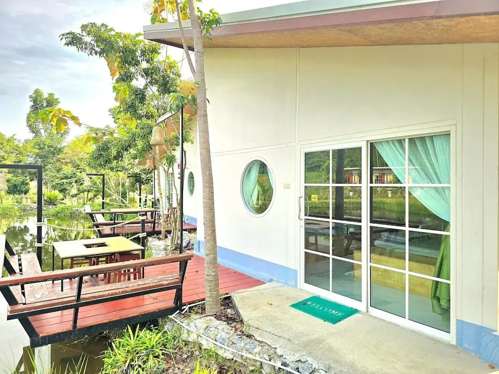Waew Arun Garden Resort