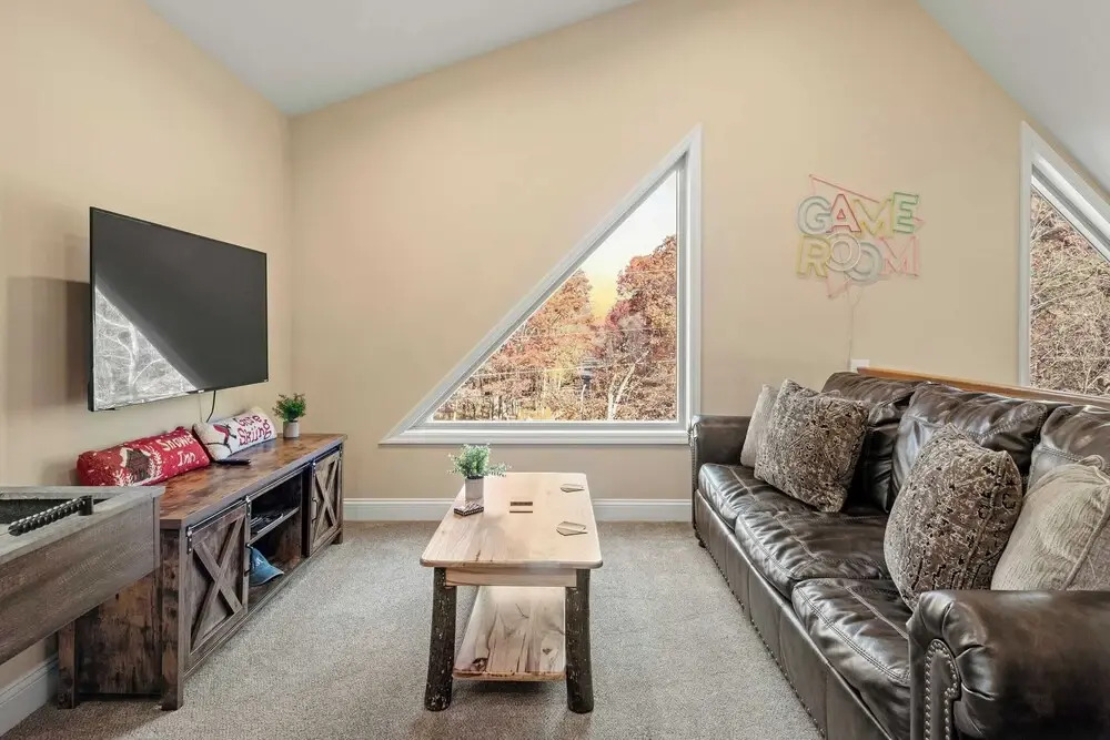 Stephen Way by Avantstay Hot Tub + Game Room Albrightsville