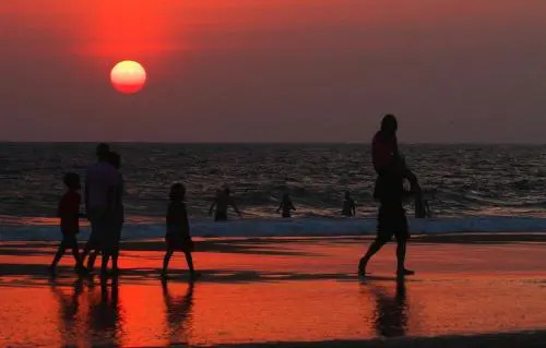 Neelas Beach Inn