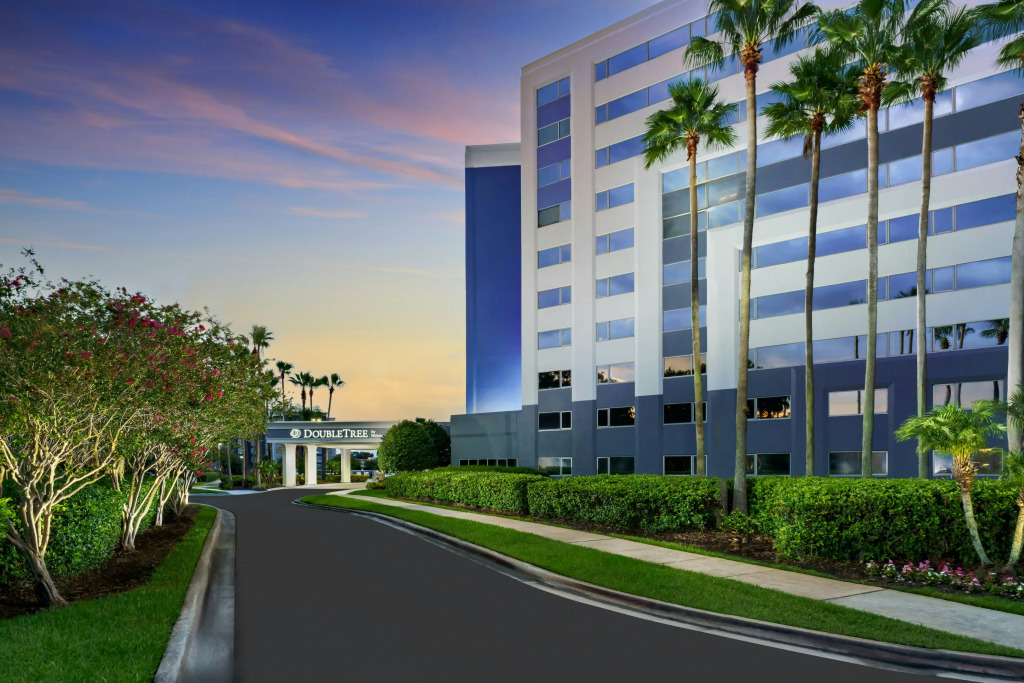DoubleTree by Hilton Orlando Airport Hotel