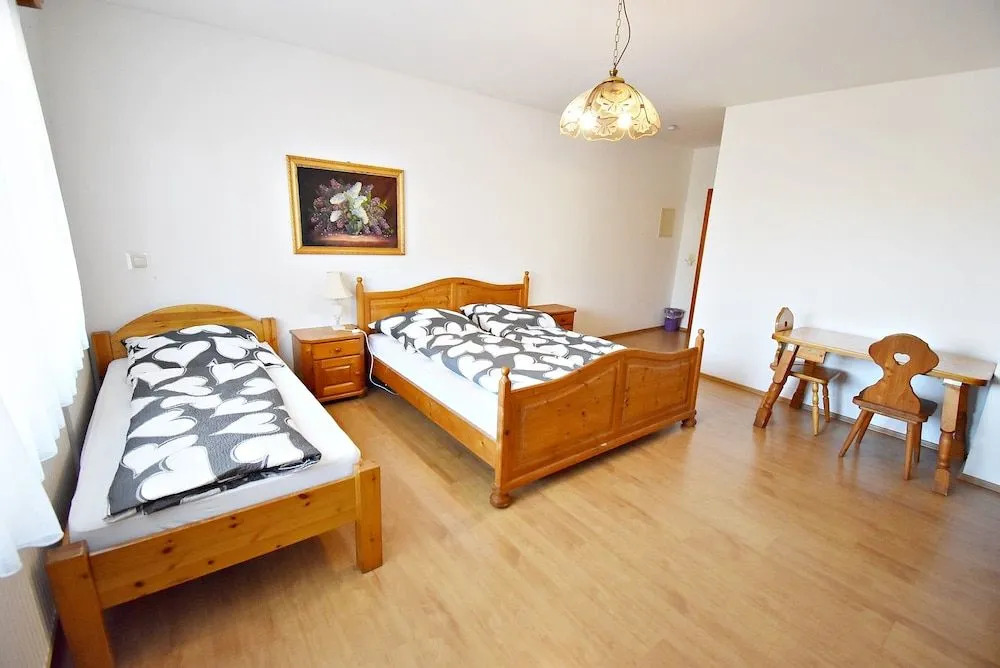 Seehaus Mamming - Hotel - Schlaffässer - Biergarten - Camping