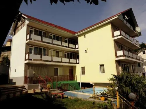 Svetlana Guesthouse