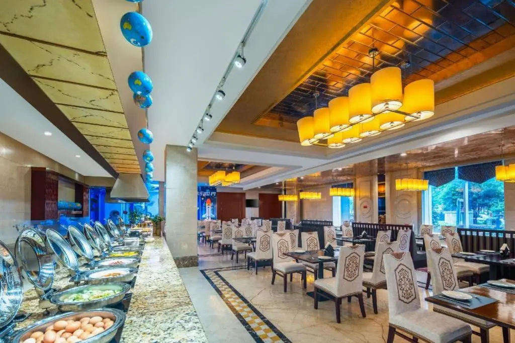 Taishun Xiangzhou New Century Hotel
