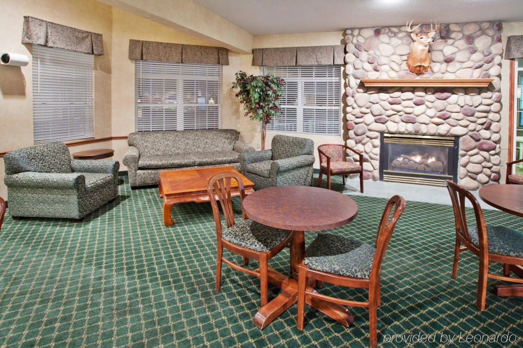 Holiday Inn Express St. Ignace-Lake Front by IHG