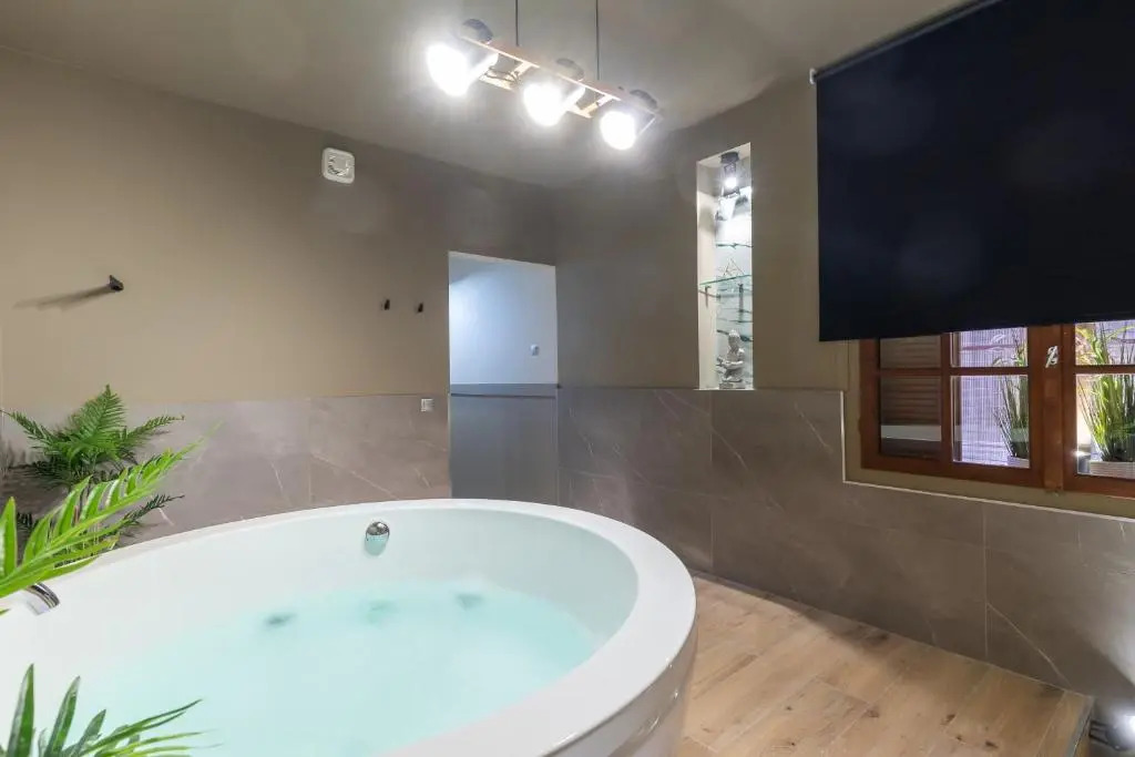 NOHO Boutique , premium living Dikeou 8
