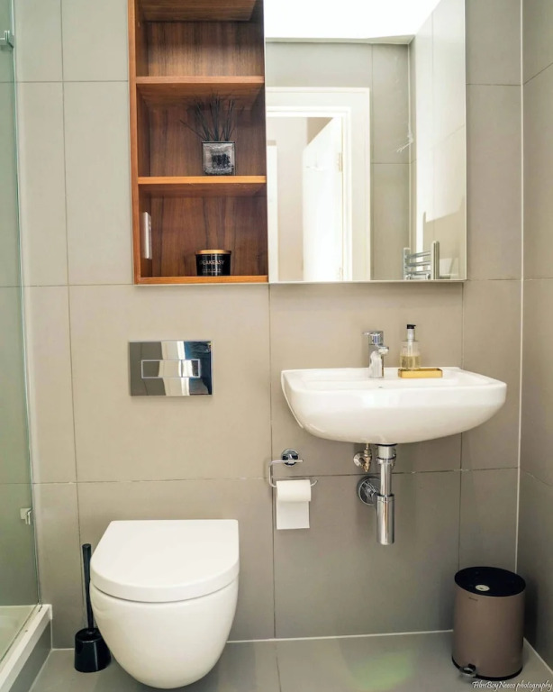 Luxurious 3-bedroom Apartment With Private Indoor Pool in London