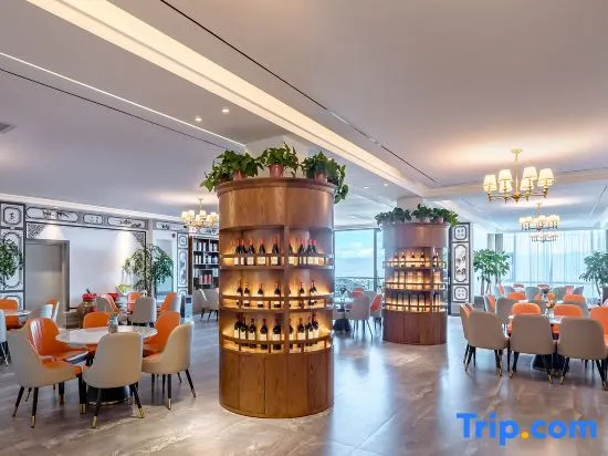 Dali Lingquanxi Banshan Health Hotel