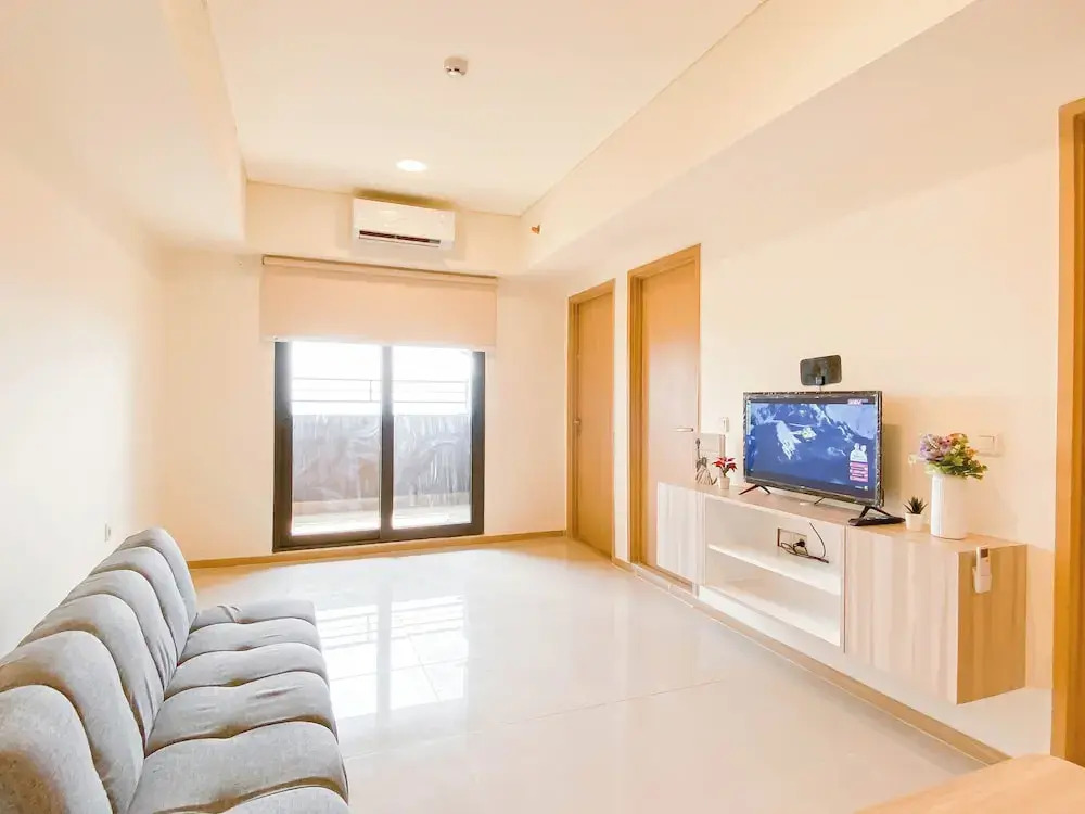 Spacious 3Br With Neutral Toned At Meikarta Apartment