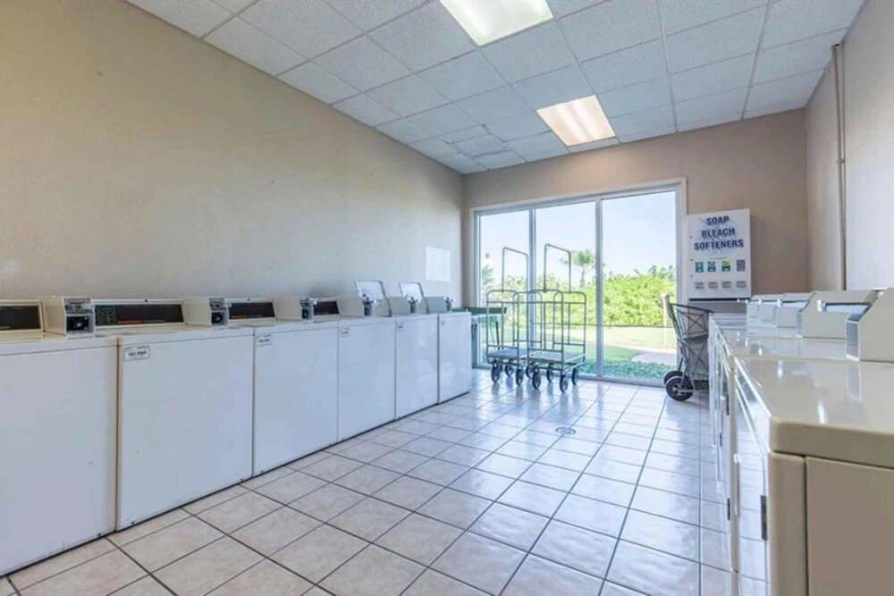 Aquarius Condominium 706