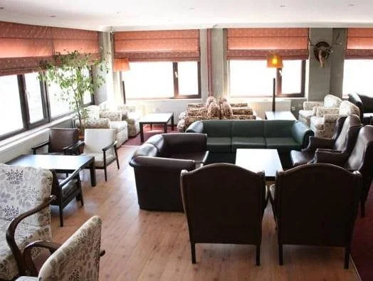 Uslan Hotel