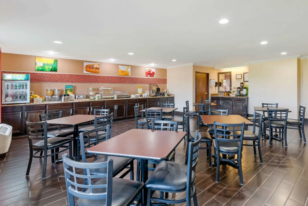 Quality Inn & Suites Brandenburg - Fort Knox