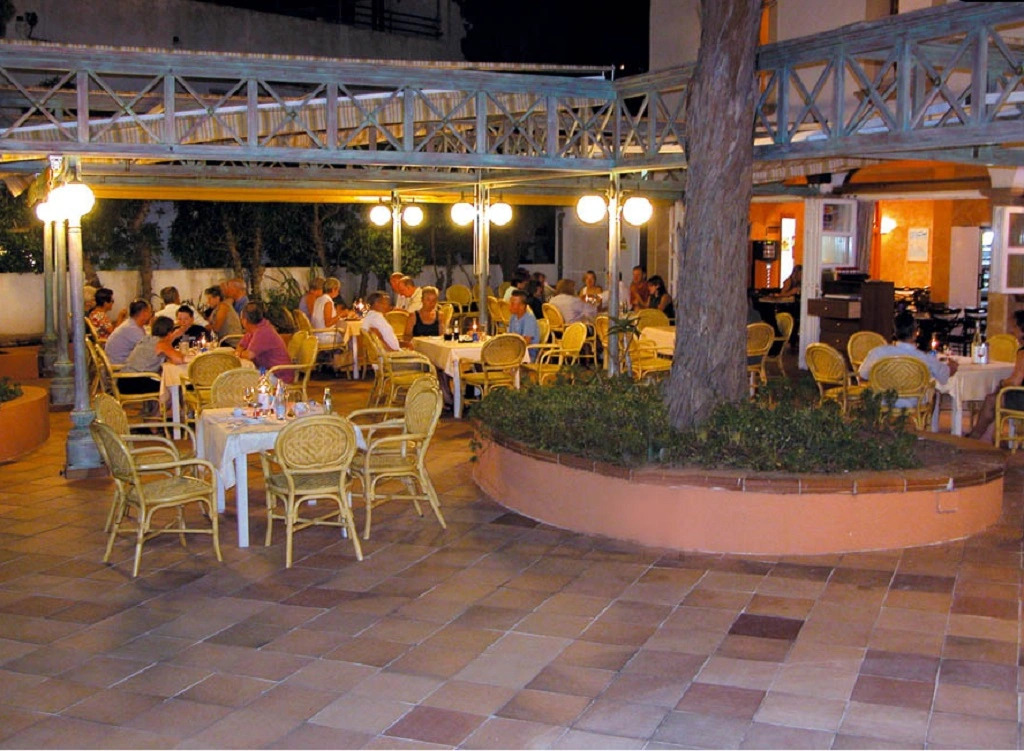 FERGUS Club Font de Sa Cala Beach