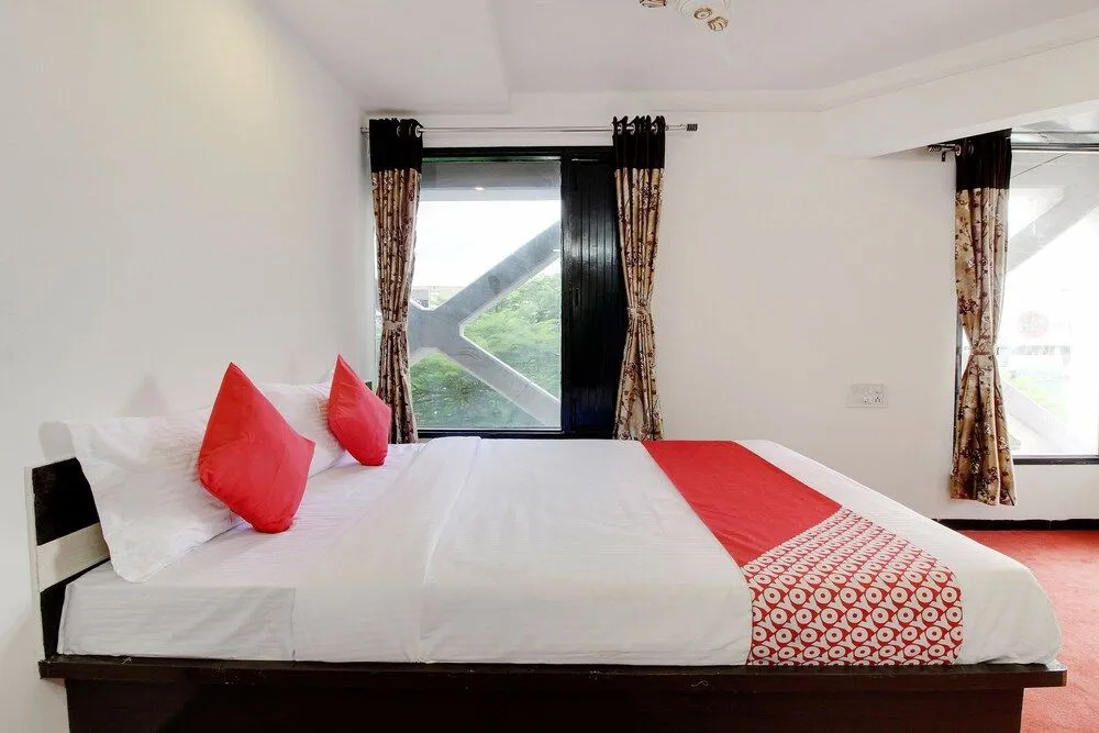 FabHotel Sai Chatra