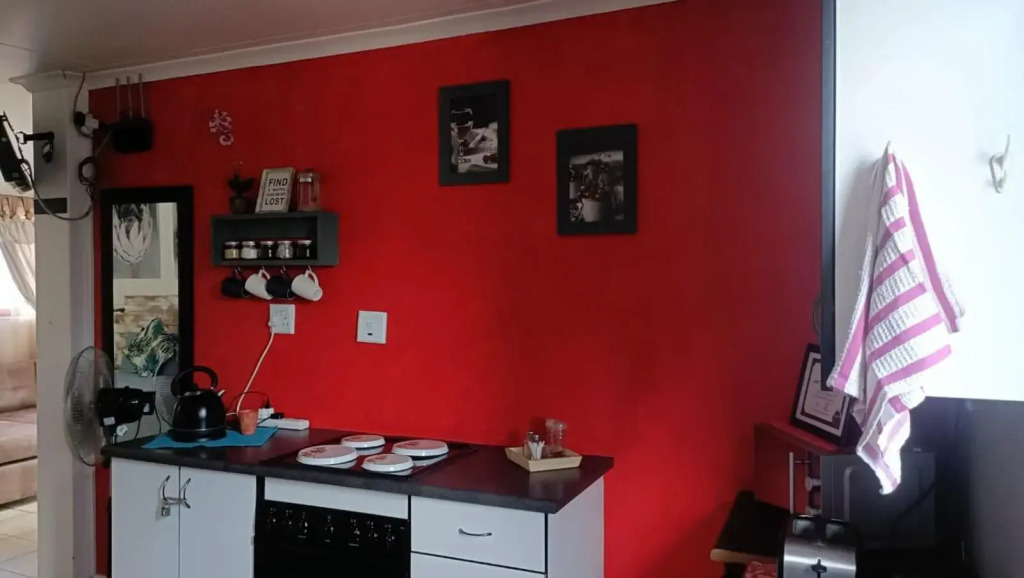 King Protea Self Catering Accommodation in Erasmuskloof, Pretoria East