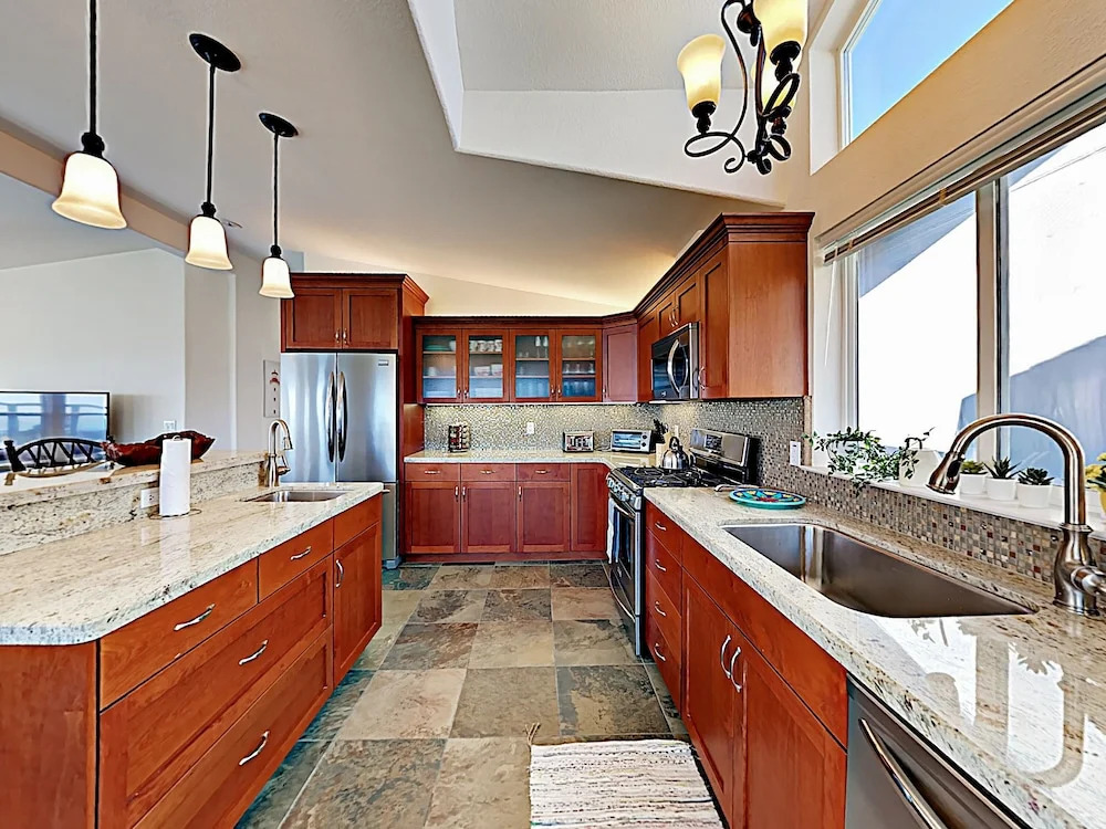 New Listing! Stunning Beach Getaway W/ Ocean Views 2 Bedroom Home