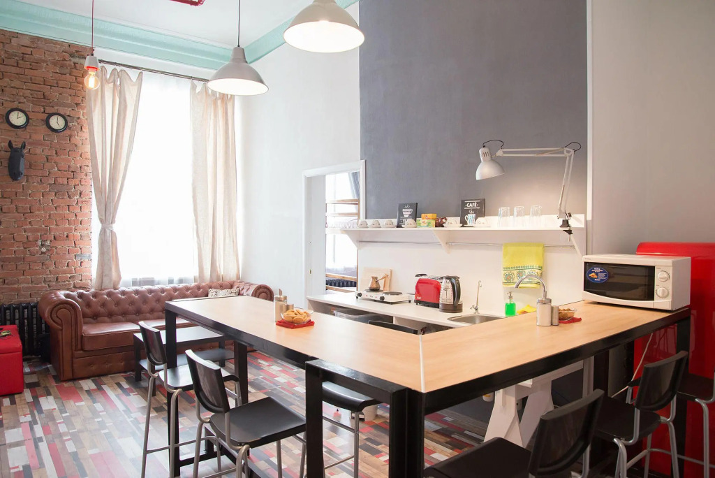 RedLine hostel