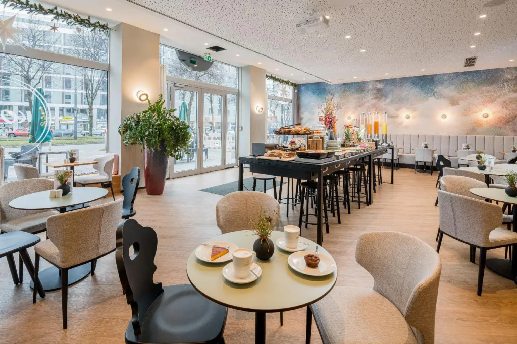 KOOS Hotel&Apartments - City Aparthotel