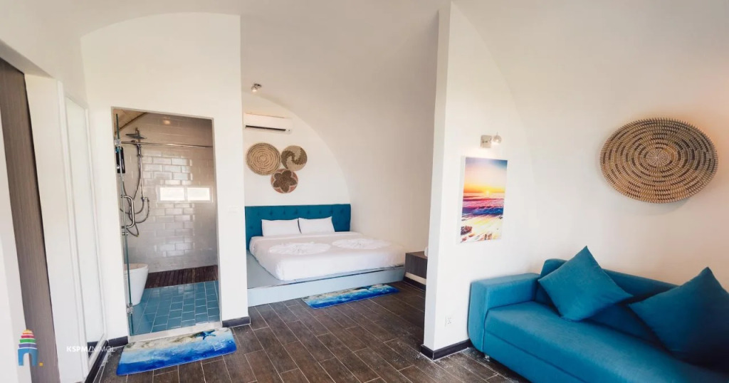 Tube Resort by EHM