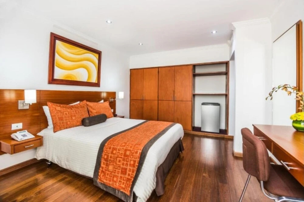 EM Hotels Andes Plaza