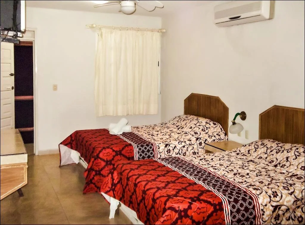Hotel Laguna Encantada