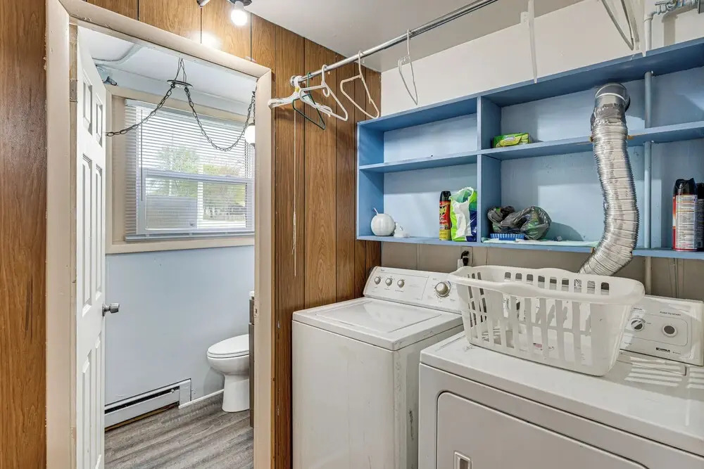 Pet-friendly Rockford Home Near Skiing & Hiking!