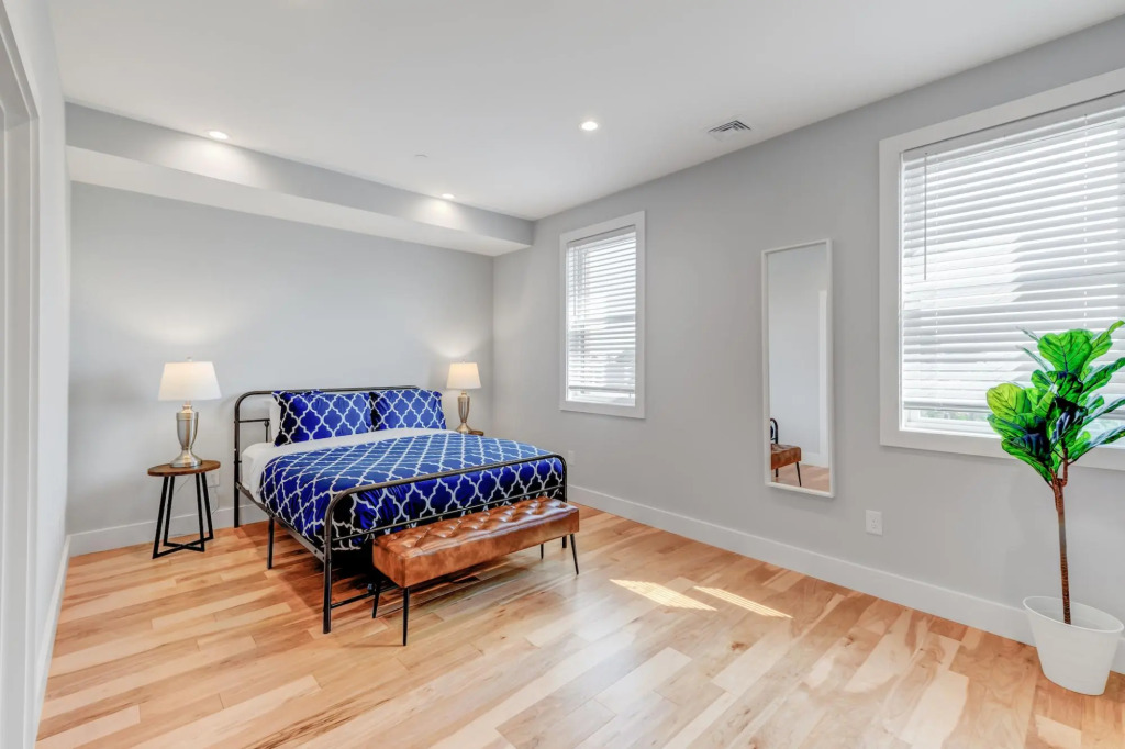 Luxury 3BD/2BA Near Logan Airport and T station