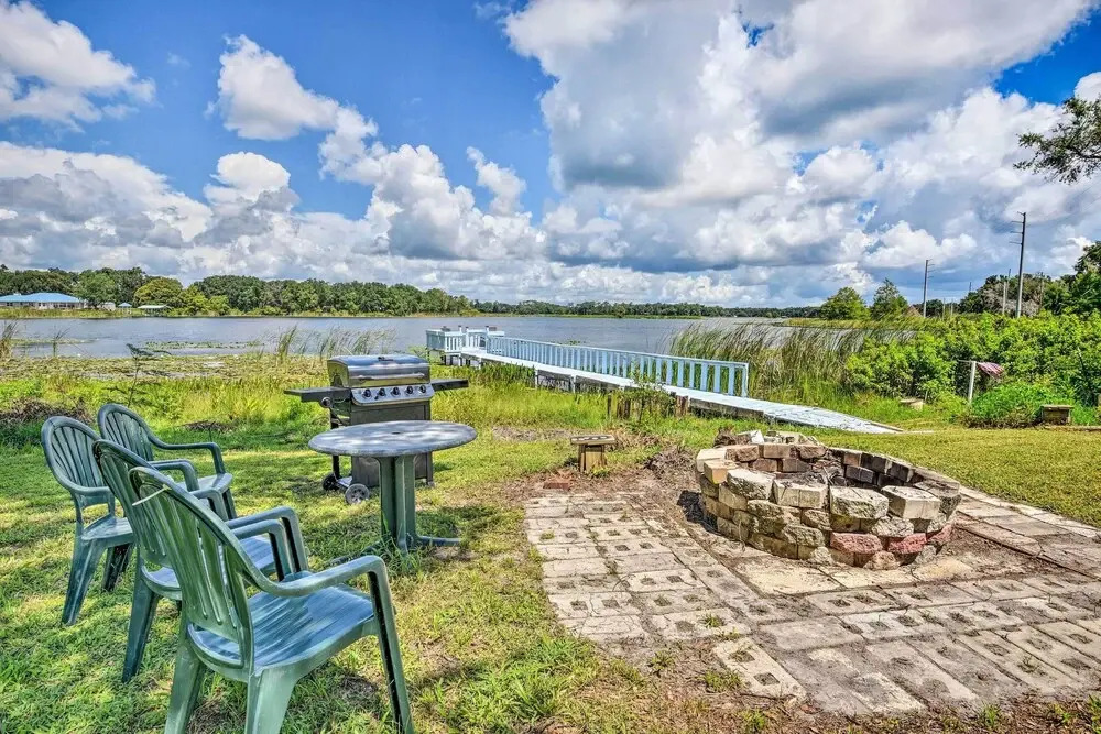 Historic Crescent City Studio - Lakefront w/ Dock!