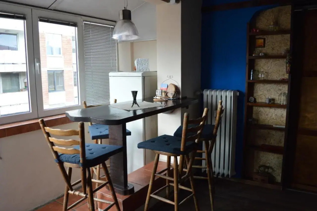 Atelier 9 - Art Mansard Studio